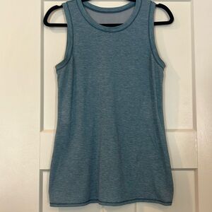 Lululemon tank size 6